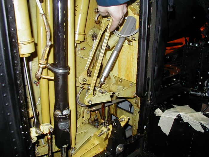 Fractured Thrust Bellcrank in British aircraft ZA-677.